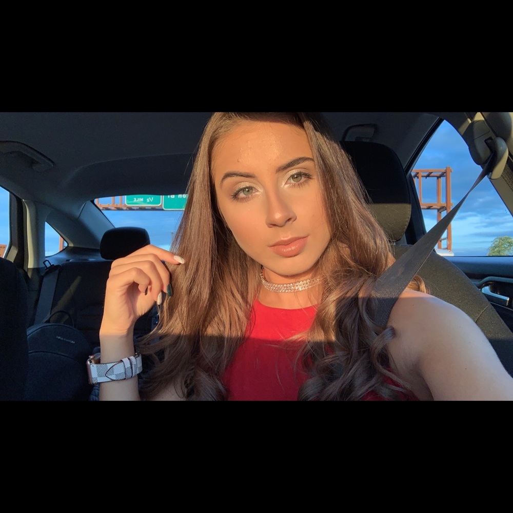 Meet your Posher, Allie